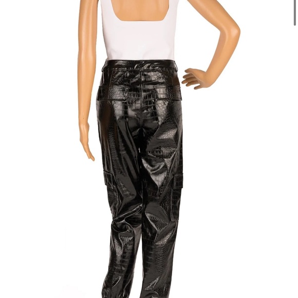 IAMJENNIFERLE Black Faux Leather croc cargo pants NWT - Picture 2 of 8